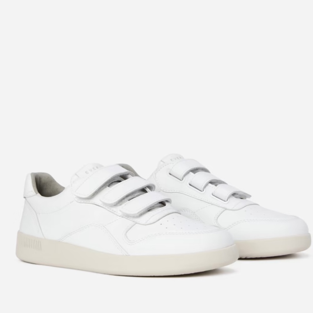 Veja Tennis Shoe with Velcro